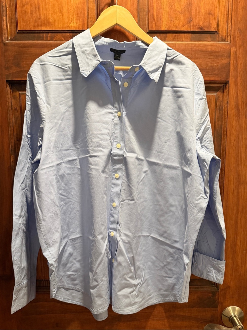 Ann Taylor Light Blue Men’s Button-Up Dress Shirt